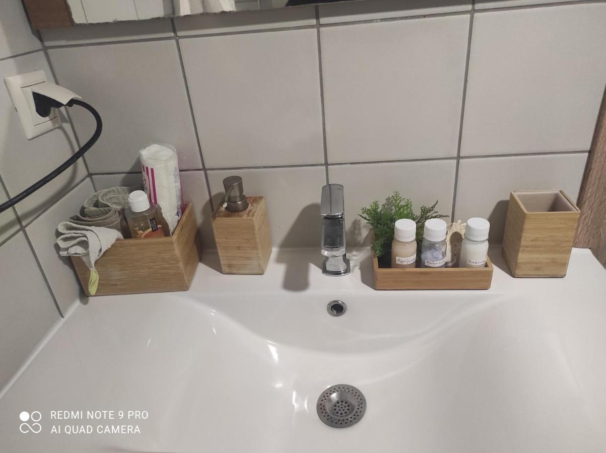 Appartamento Σοφίτα Καλλύνω Salonicco Esterno foto